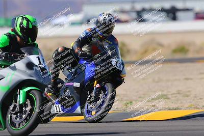 media/Oct-30-2022-CVMA (Sun) [[fb421c3cec]]/Race 10 Supersport Middleweight Shootout/